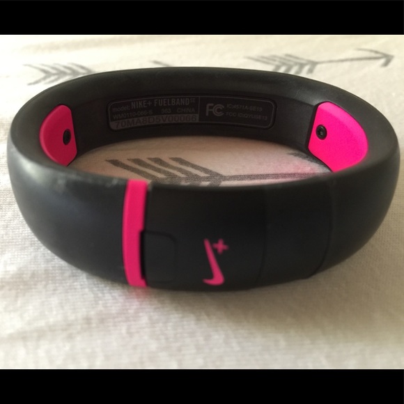 Nike Fuelband - Picture 3 of 8